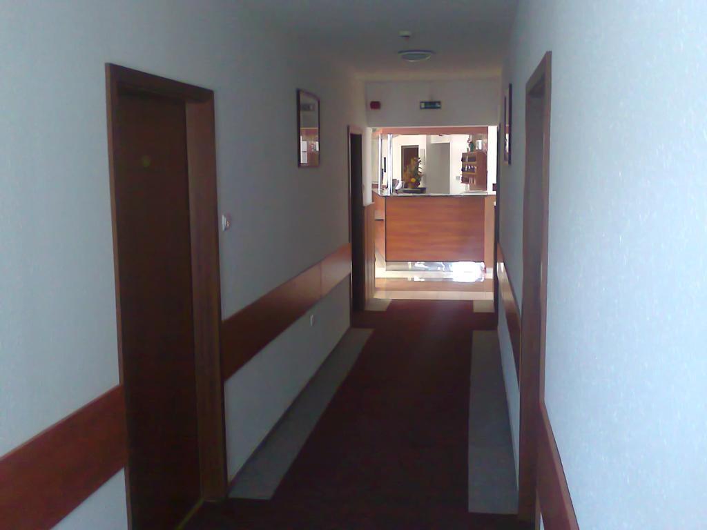 Pontis Hotel Biatorbágy Værelse billede